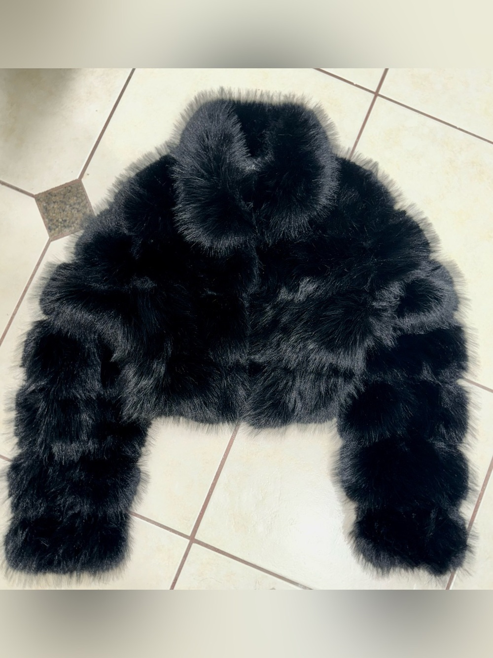 Source Unknown Black Plush Faux Fur Cropped Teddy Jacket - Picture 5 of 6